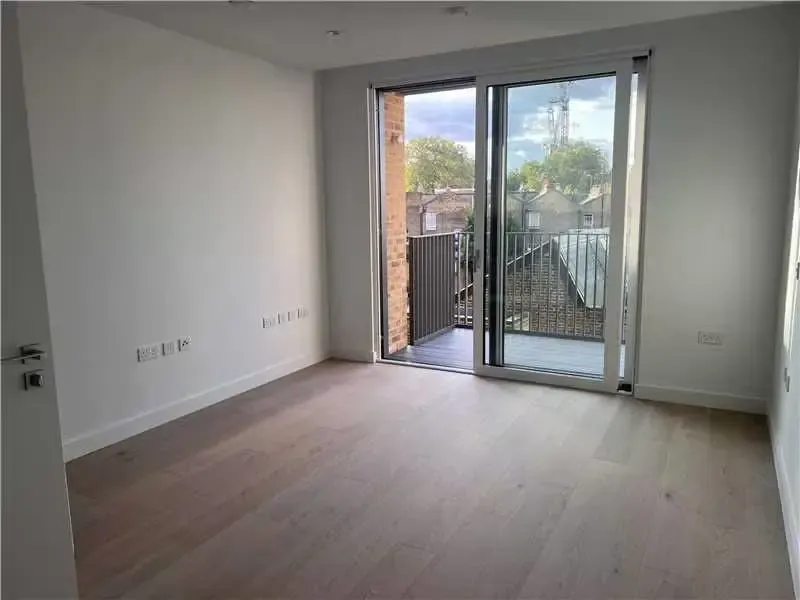 ucl和倫敦城市大中間的2b2b帶🏠拼室友