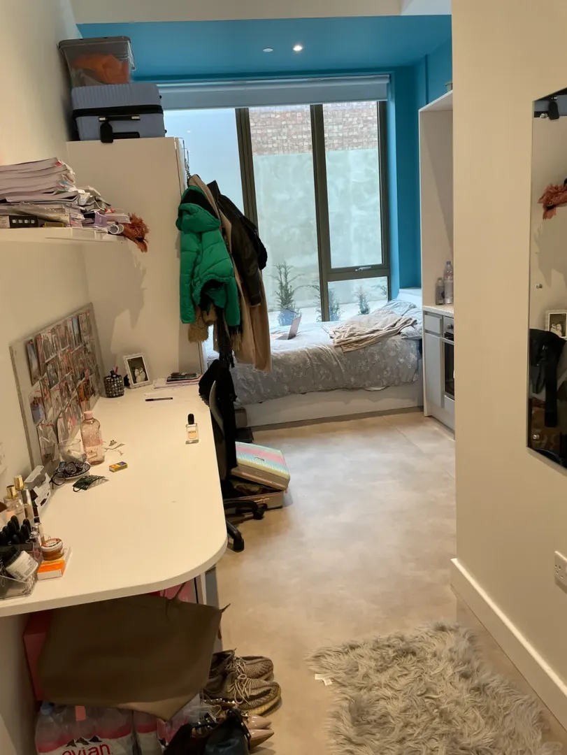 🇬🇧低价转伦敦学生公寓studio，免水电