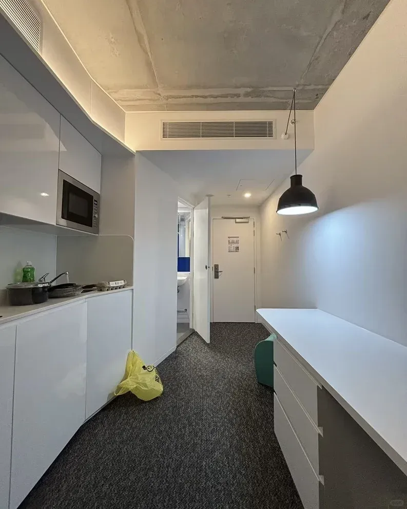 轉租墨爾本包bill的studio，🚶5min到墨大
