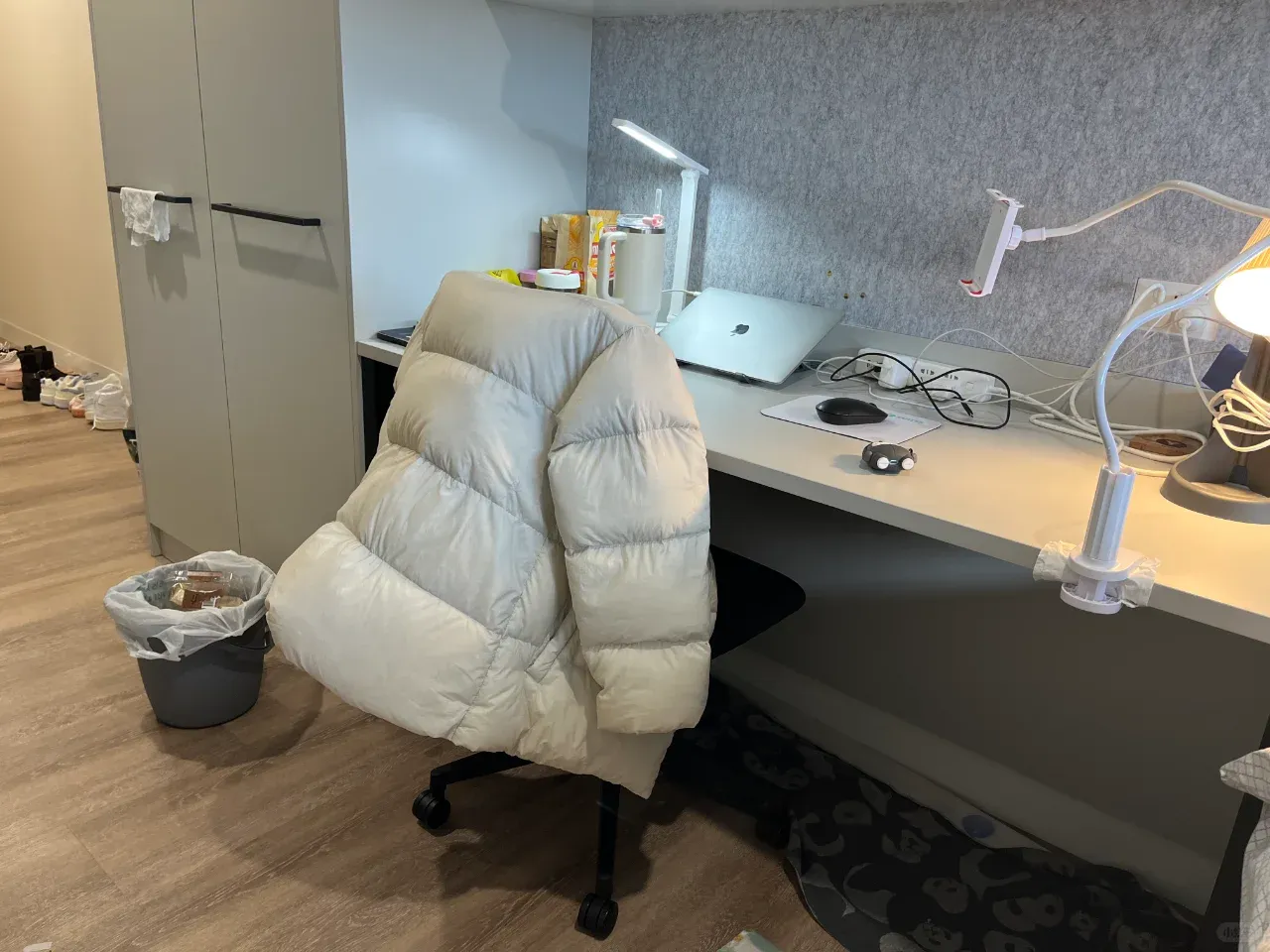 打算明年和朋友合租2b啦 轉一下我的studio