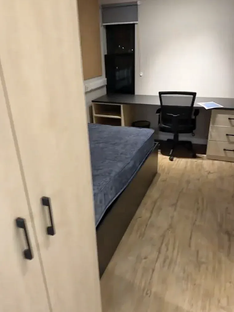 住在十幾步就到學校的🏠是什麼體驗