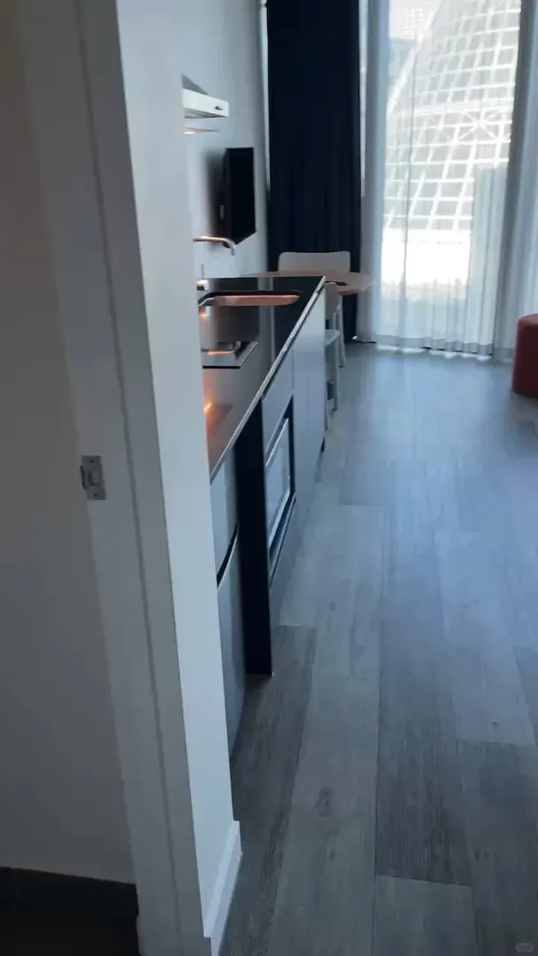 又是大落地窗🏠里醒來的一天