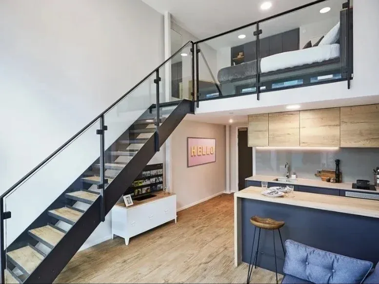 利茲loft，蹲一個25fall的室友，提前蹲