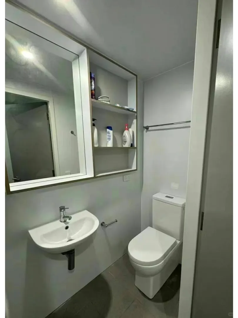 25S1布里斯班帶落地窗的studio，近uq和qut