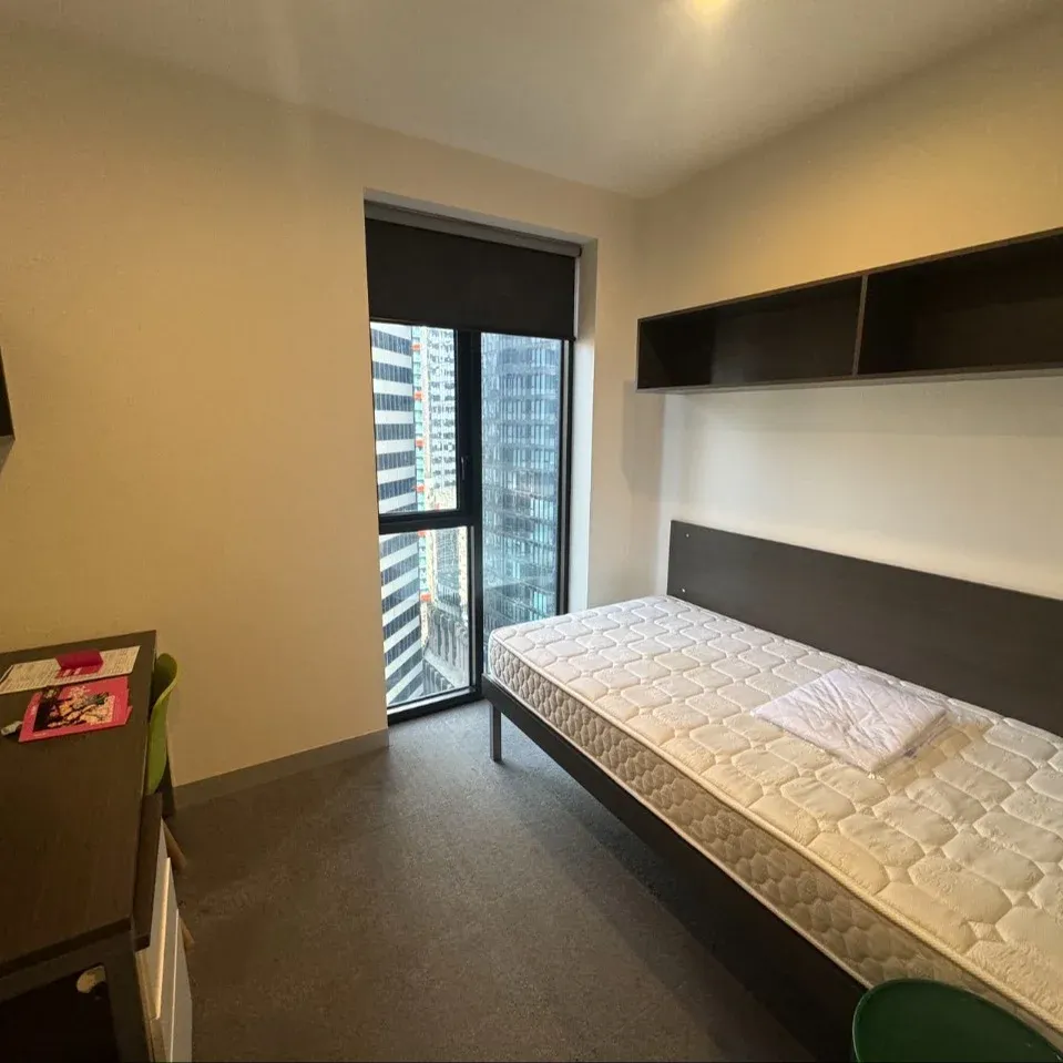 Caufield蹲兩個室友，明年2月