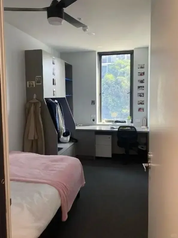 出 包bill的studio 6分鐘to格大