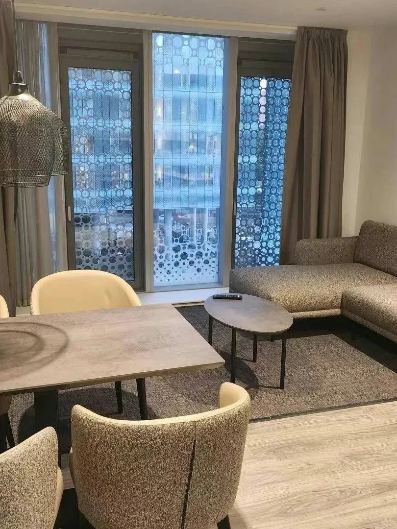 曼城SG三人間，便宜又好住