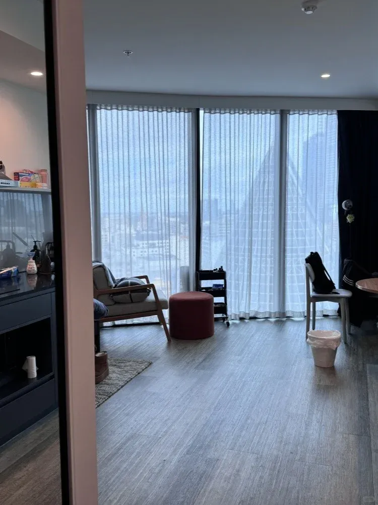 墨大轉租我個人的studio 明年2月 可續租