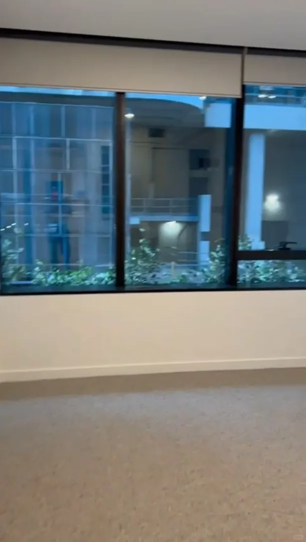 墨爾本dockland，這個下樓就是火車站啊