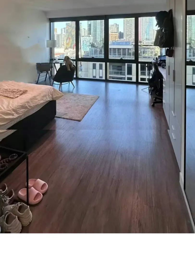 墨大門口轉租正面落地窗studio 明年二月