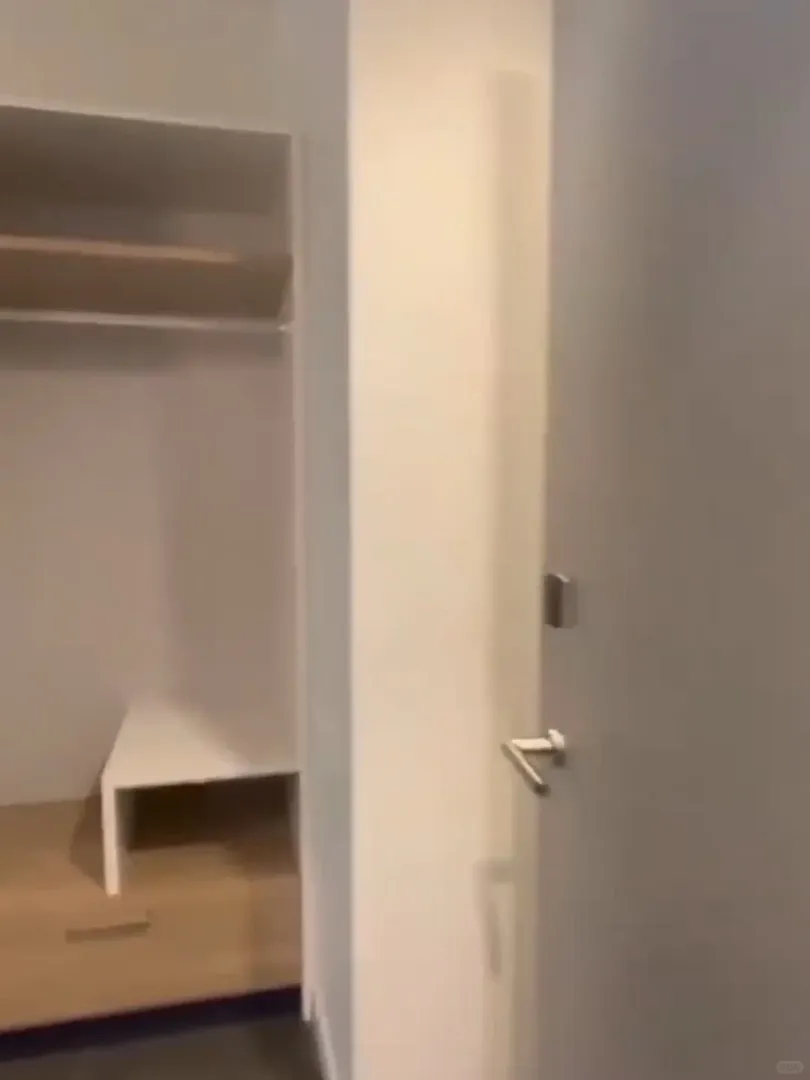 不吹不黑！在布村預算300也能住的很舒服