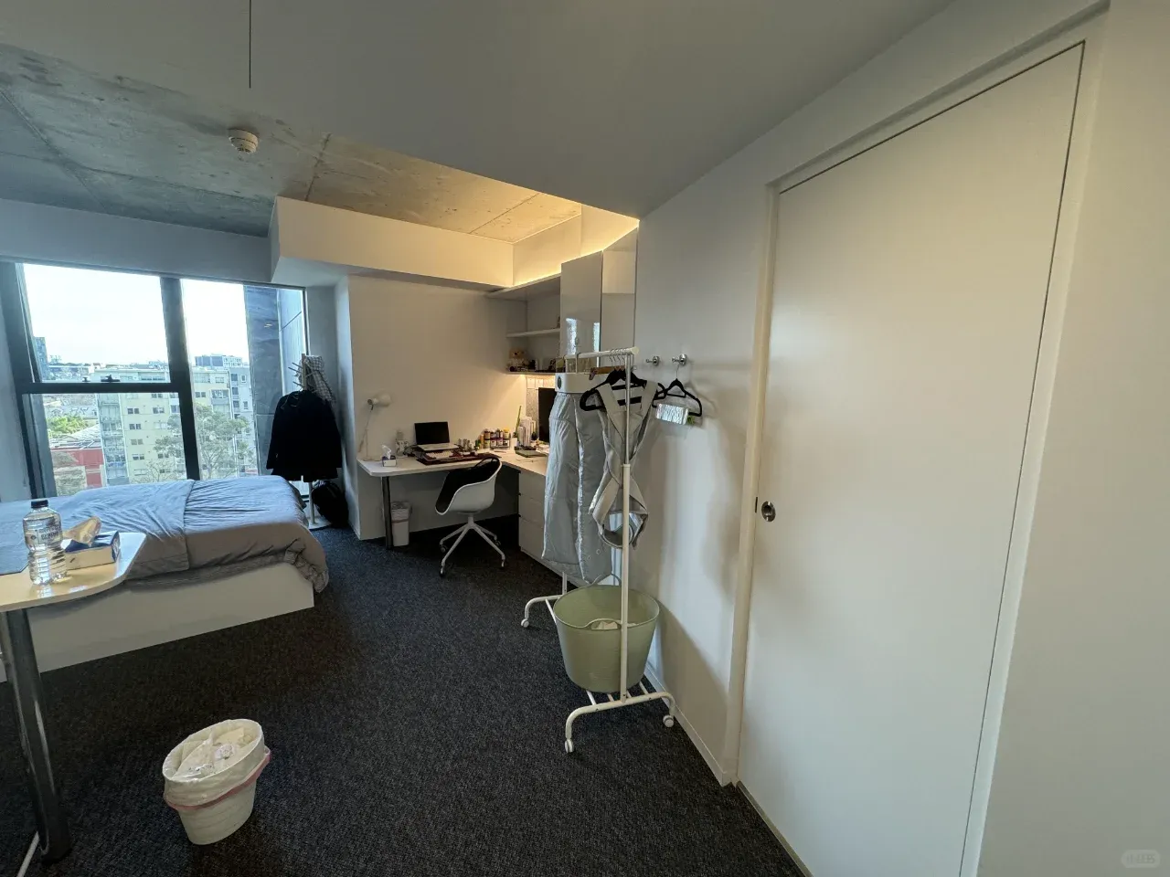 墨大門口studio包水電網，還能躺著看風景啊