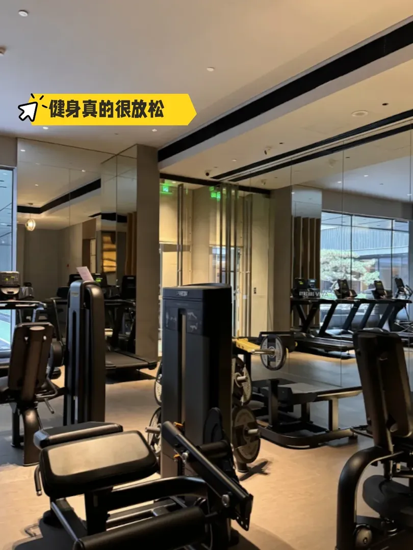 考文垂帶陽台+大窗戶的Studio❗️沒人要嗎