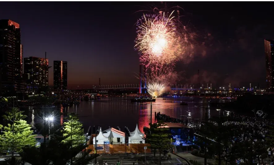 燃爆了！墨爾本最震憾跨年煙花秀🎆劇透