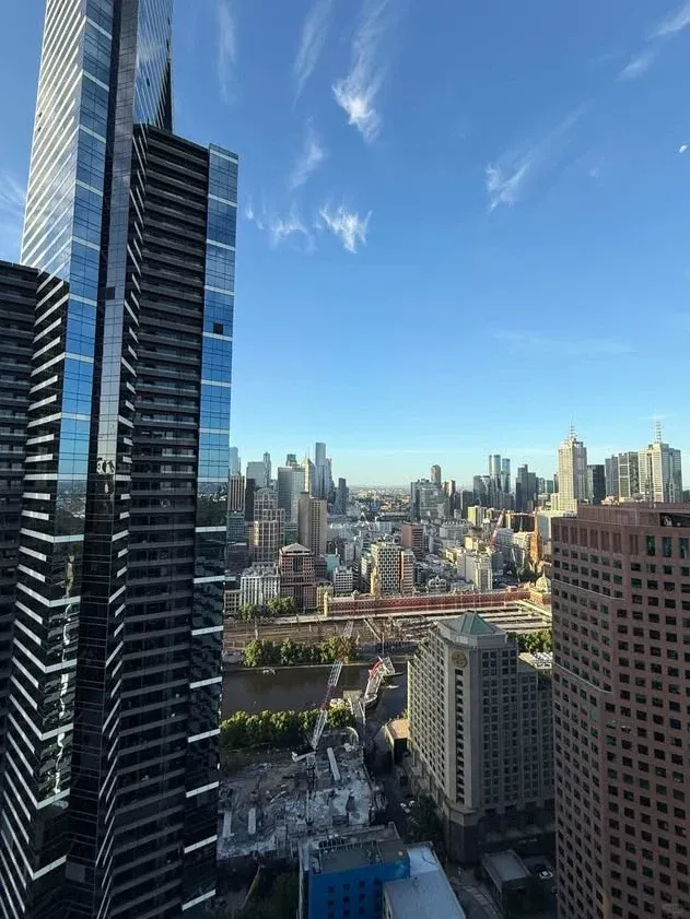 墨爾本帶落地窗1b轉租