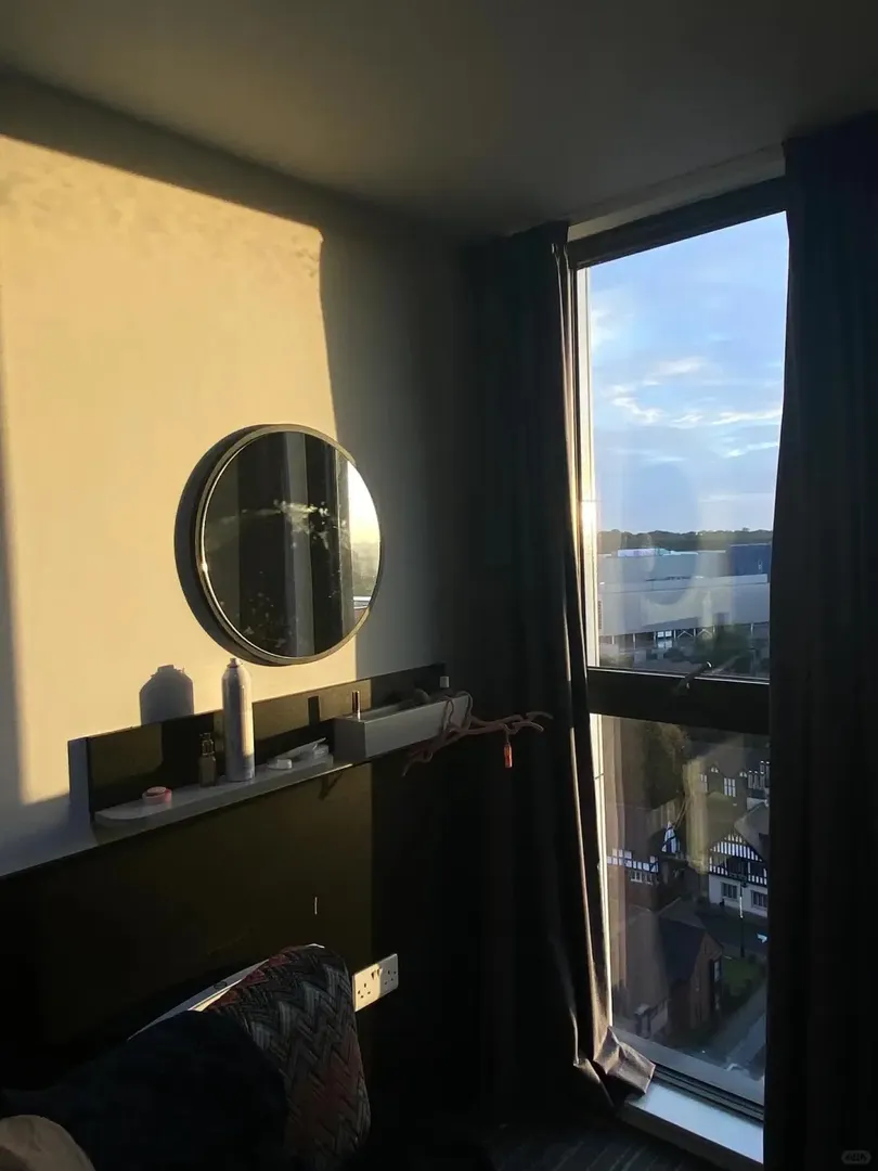華威附近studio~求求好心人包水電😭