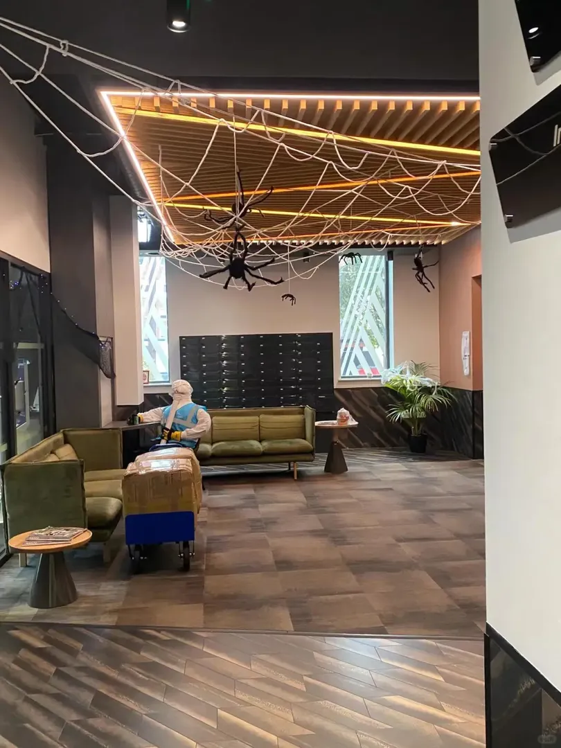 華威附近studio~求求好心人包水電😭
