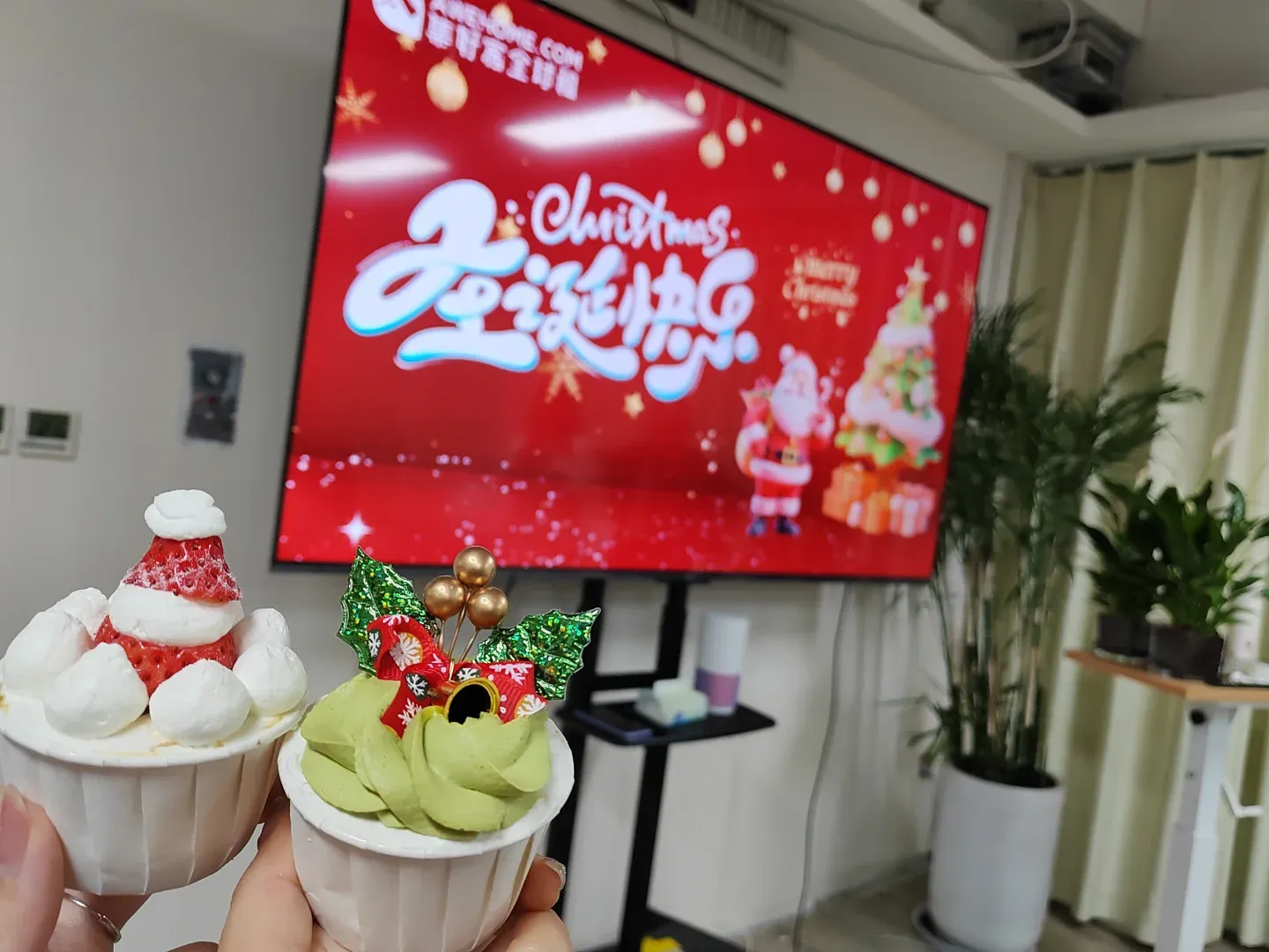 又幸福啦，🎄聖誕的快樂是公司給的✨