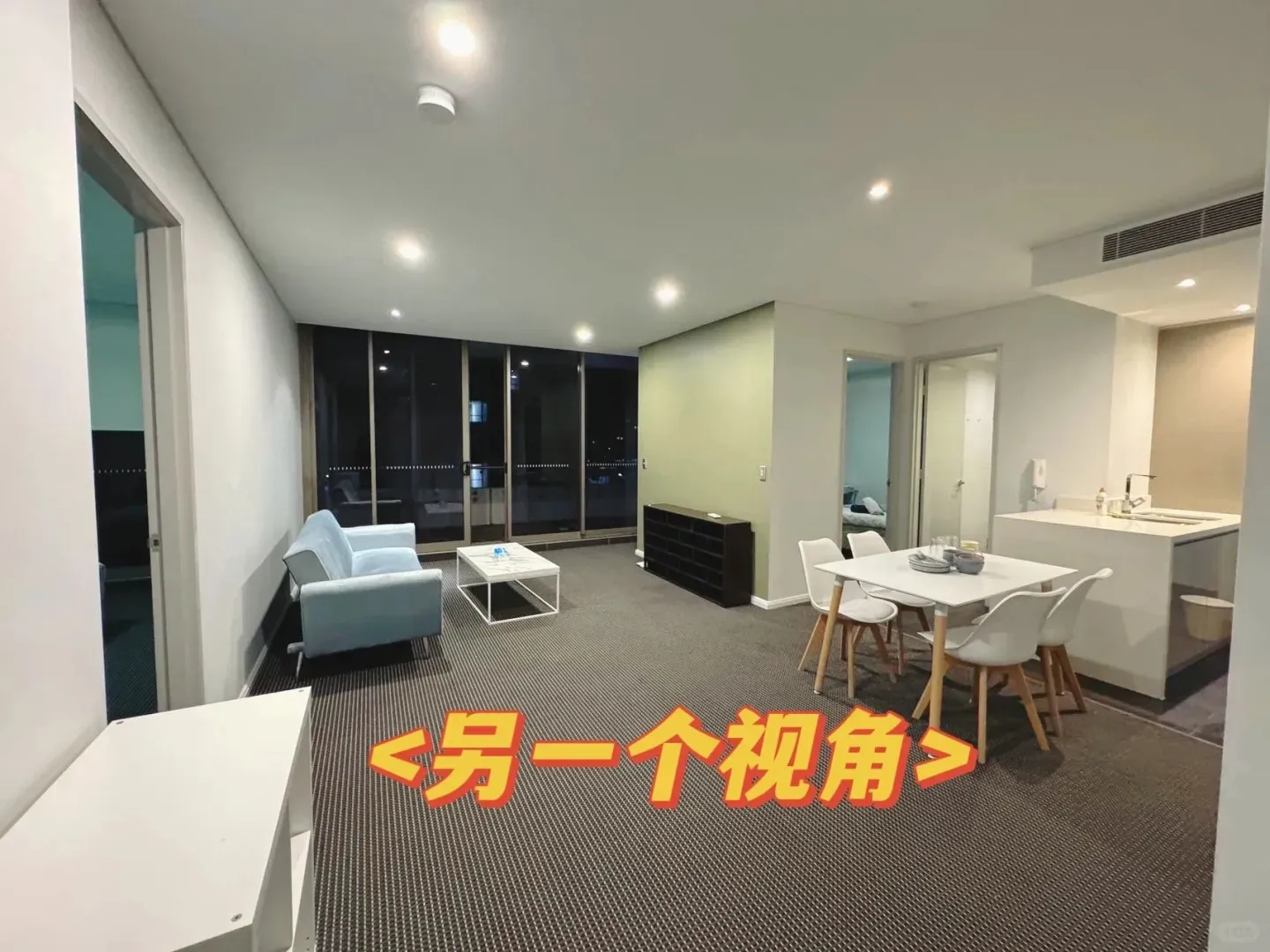 zetland 高樓層 採光好的2b2b 帶個大陽台～