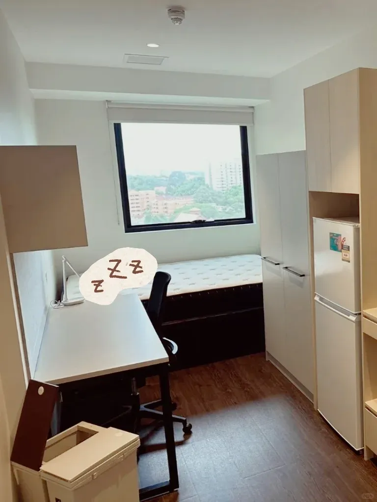 雪梨🌈studio丨高層，大窗