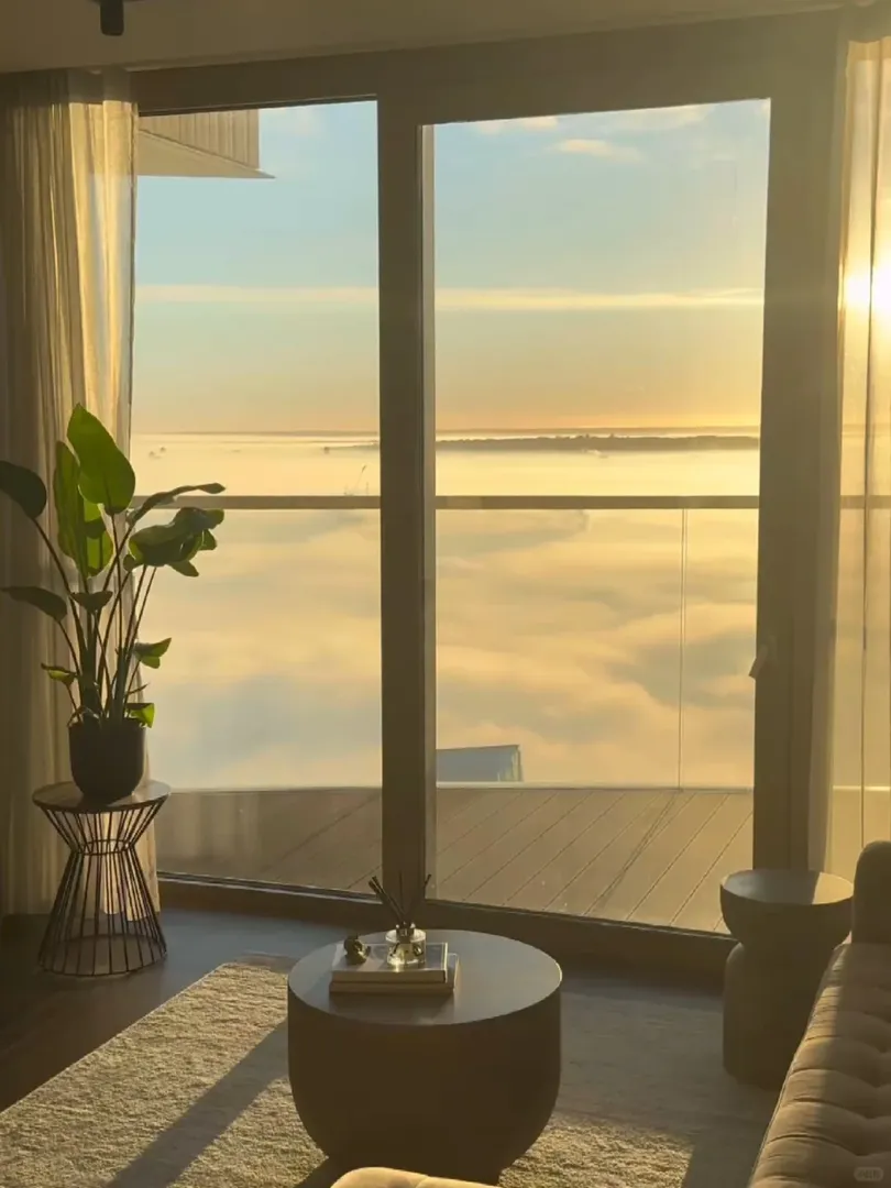 一睜眼！倫敦的雲海☁️，我來到仙境了？