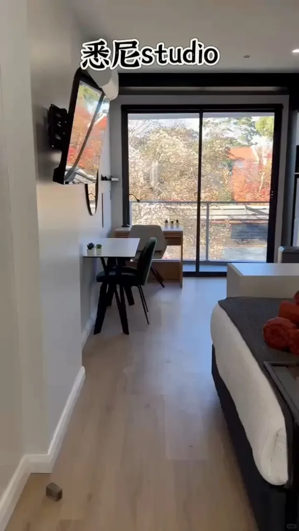 雪梨帶陽台的studio！