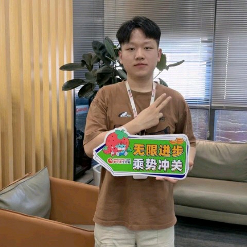 墨尔本～出个近墨大的单间 送接机和洗衣卡