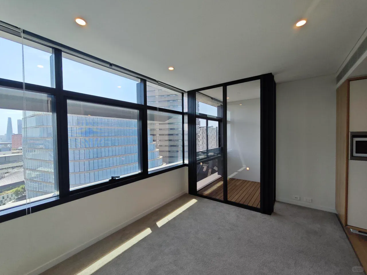 duo樓的高層studio 已經空出 隨時可住！