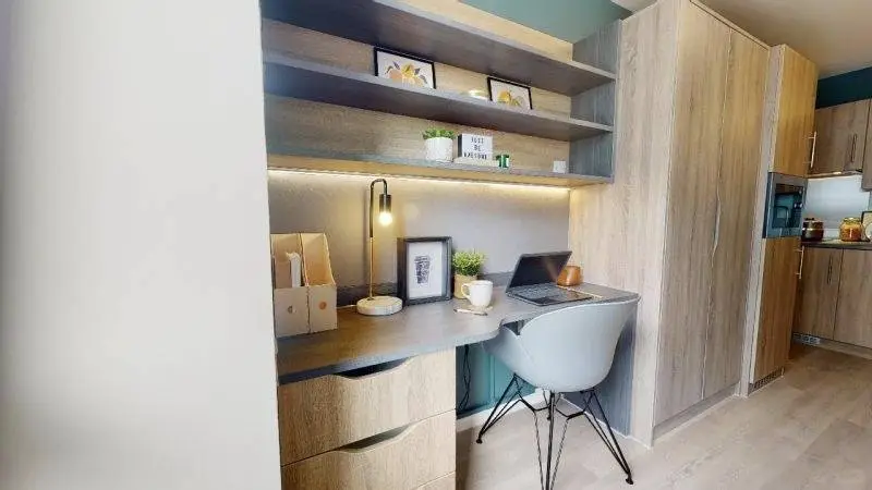 找個好心人幫我接下這間倫敦studio🏡