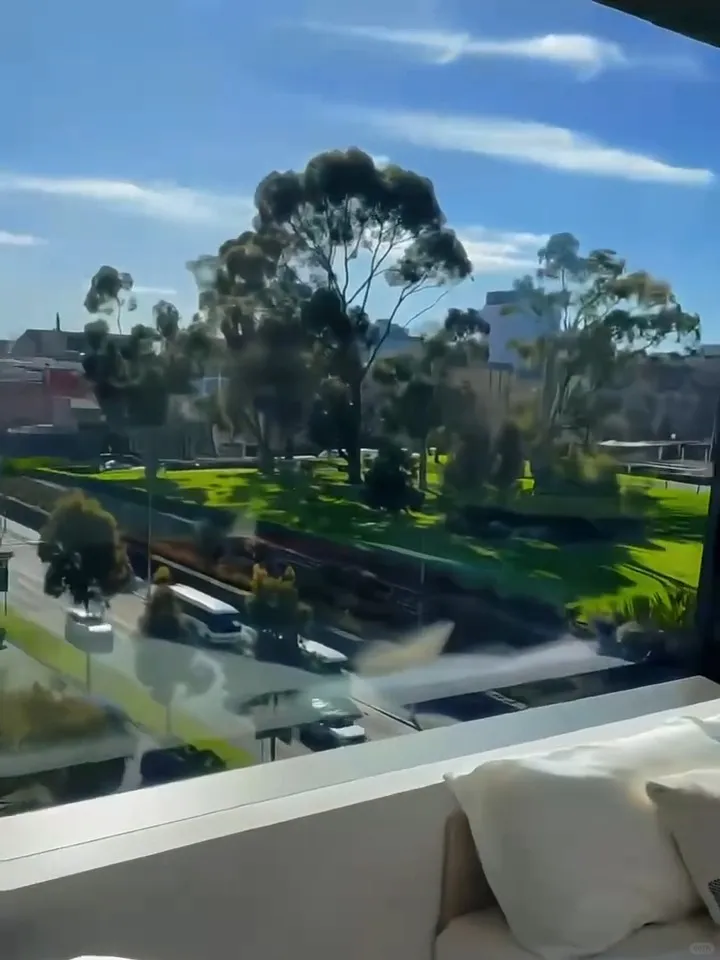 墨爾本隱藏戶型大公開！雙窗拐角+花園景
