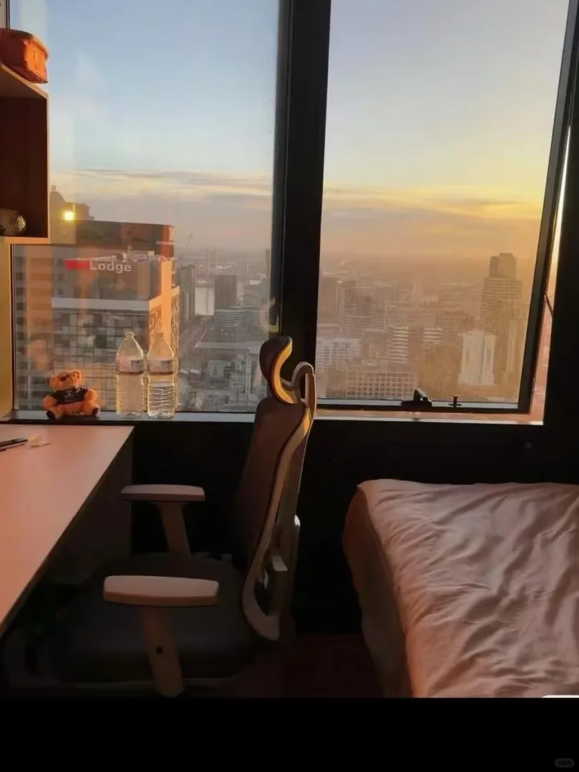 墨大租房，500不到studio還可以看夕陽🌇