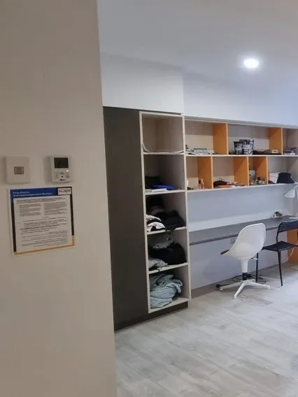 UQ轉租studio，明年二月，拍照出片