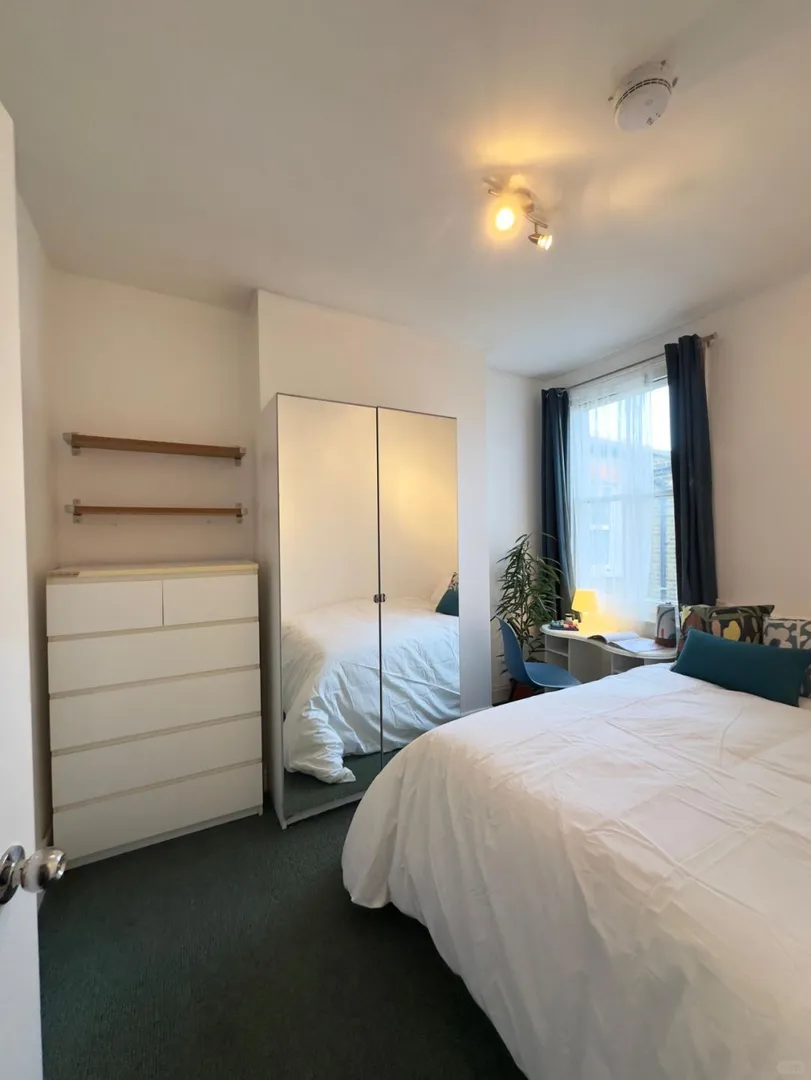 London｜Double Room in 2B