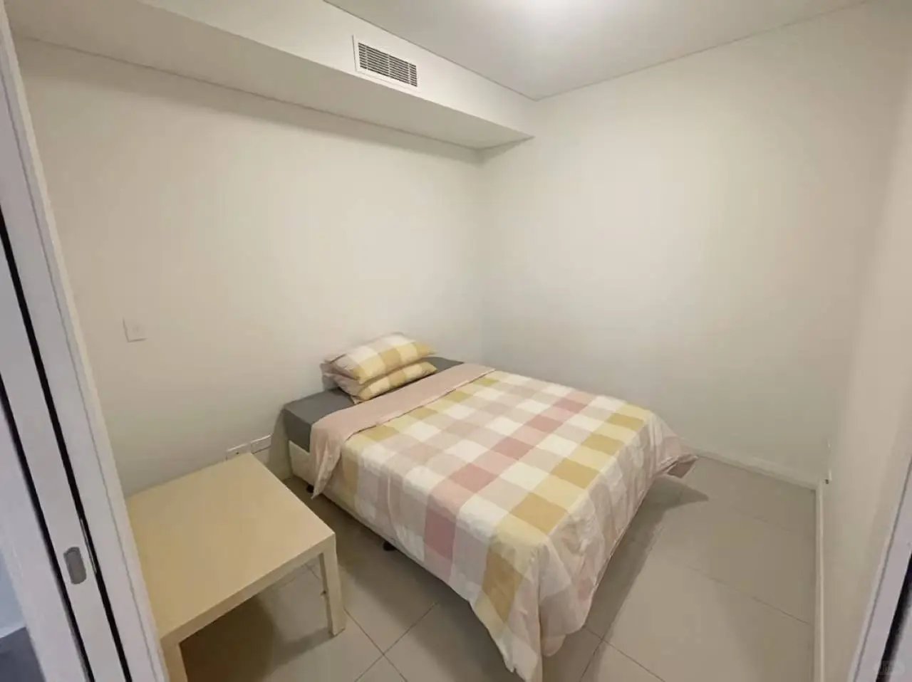雪梨下個月可以住兩人的Rosebery1b1b
