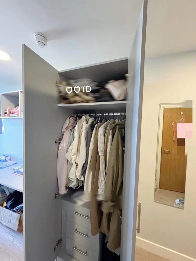 格拉斯哥女孩自住studio，200+包bill轉～
