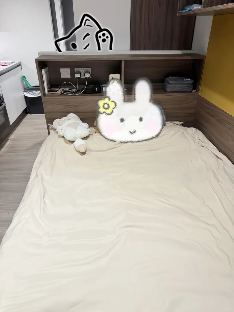 愛丁堡莫雷學院住哪近啊？