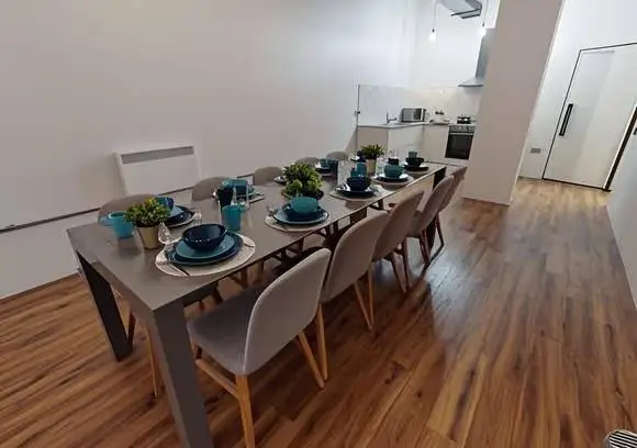 倫敦租房🏠一區河景地鐵王沖！