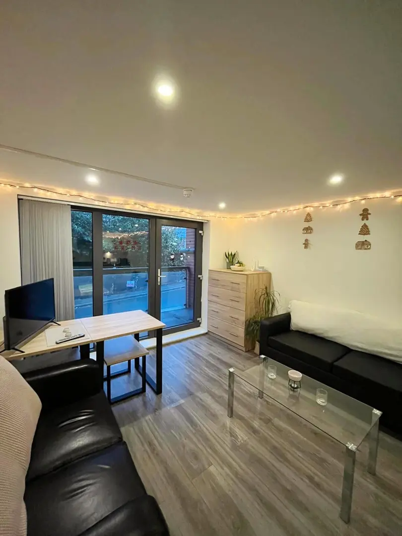 謝菲Corner house包bills的稀缺2b