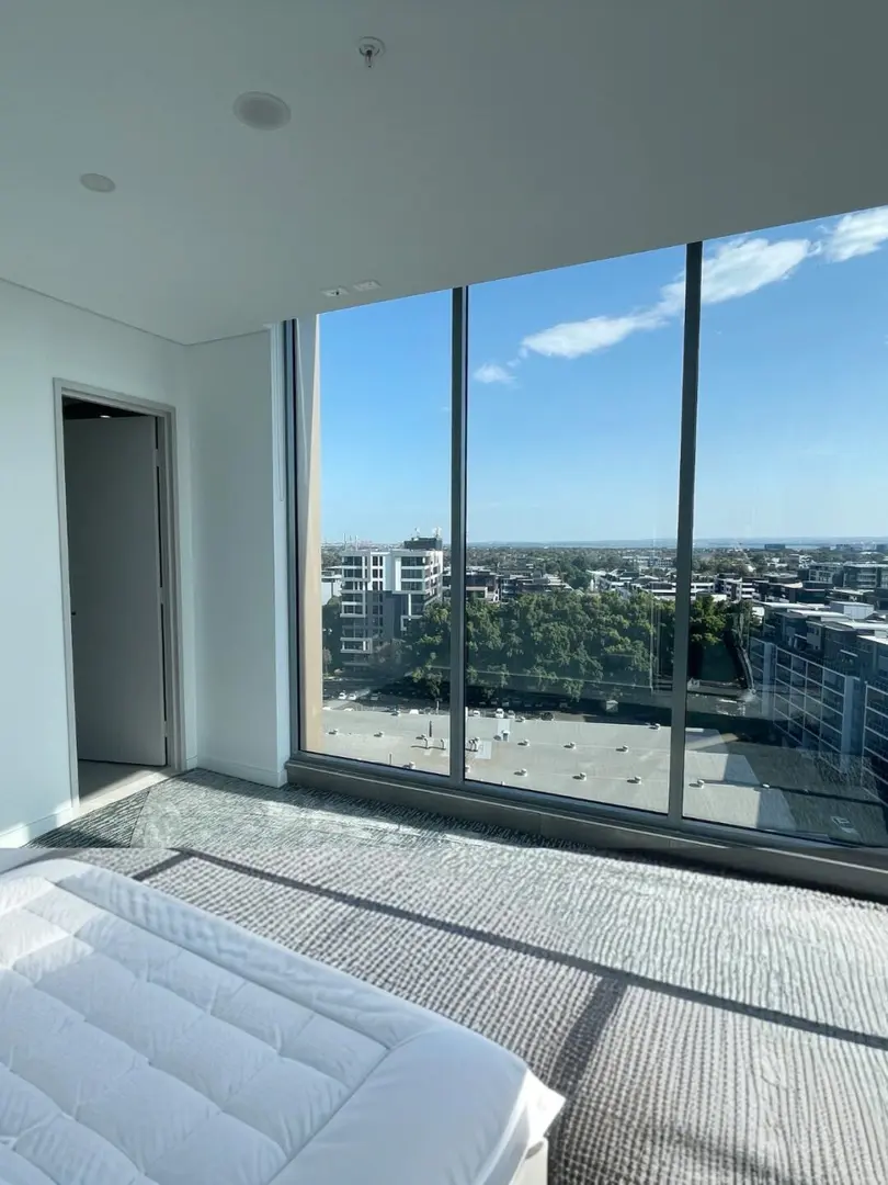 雪梨Zetland2b2b出租，高層view（靈活入住