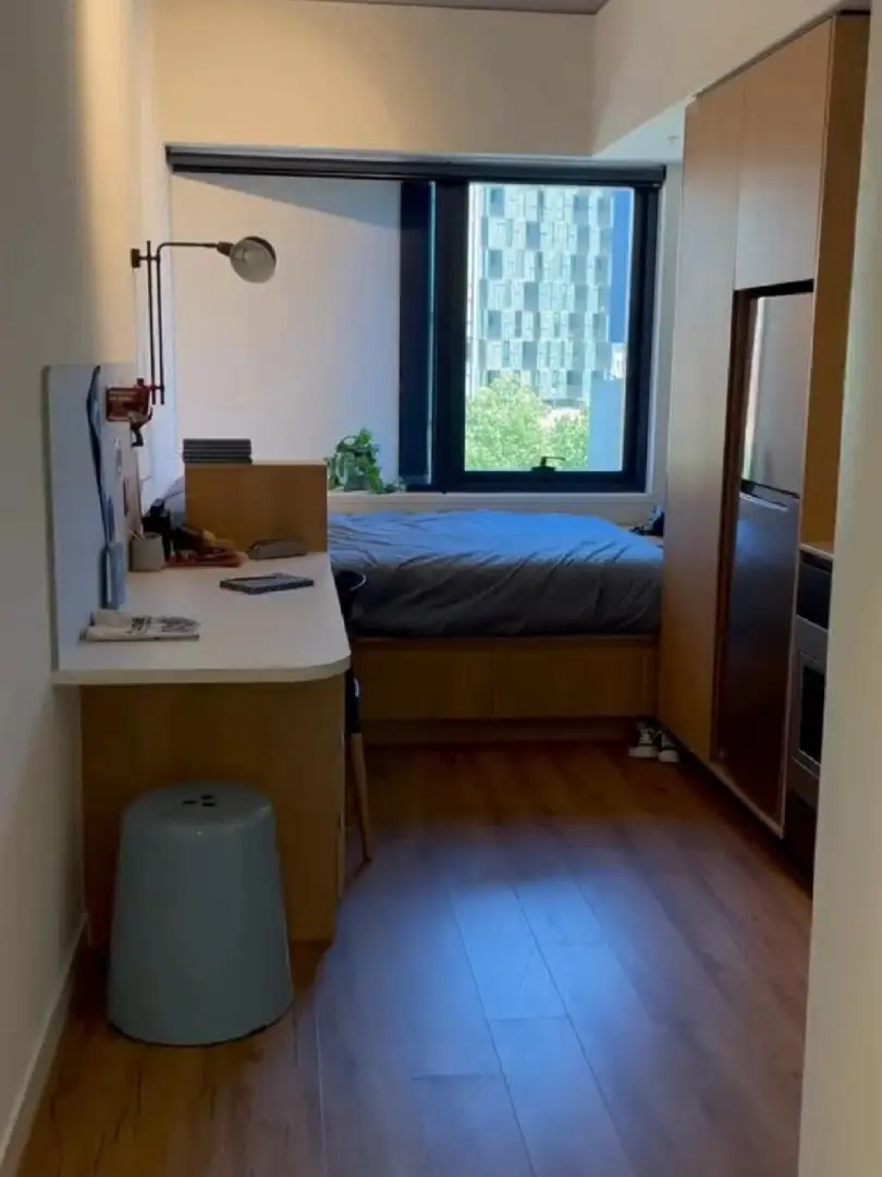 我在布里斯托大學門口的家🏠