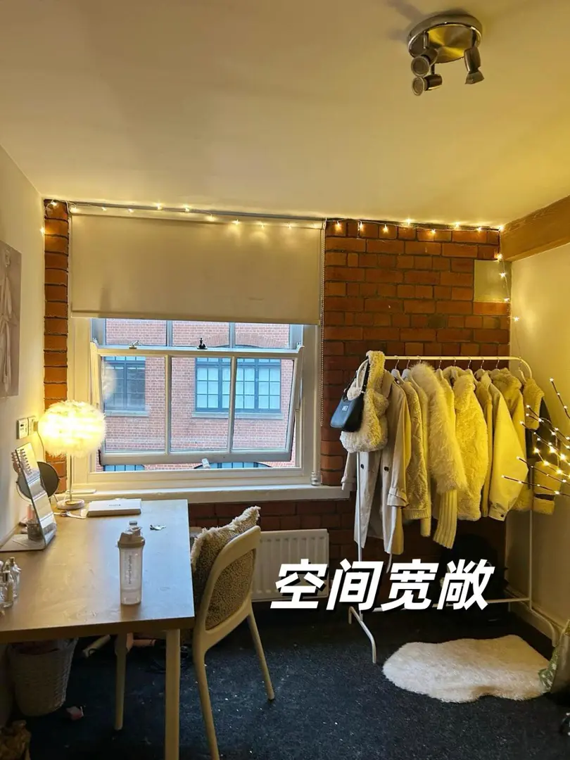 🚶300m到謝大的公寓，急轉❗️❗️❗️