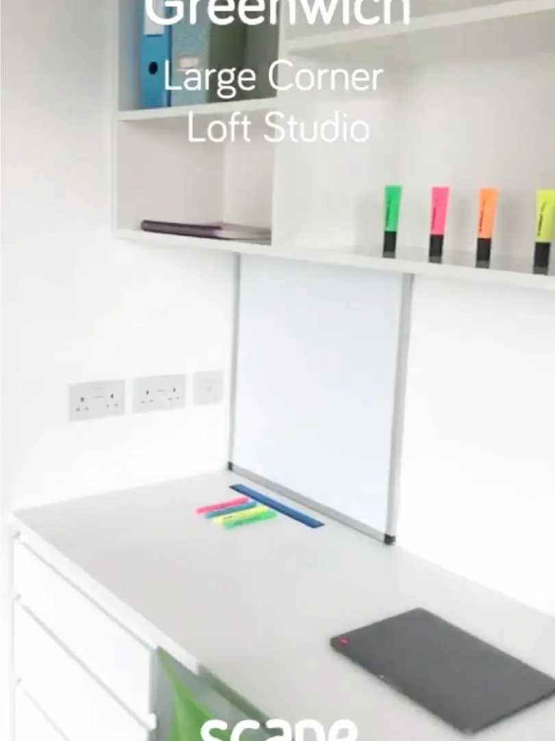 🇬🇧狗島Loft公寓｜大落地窗