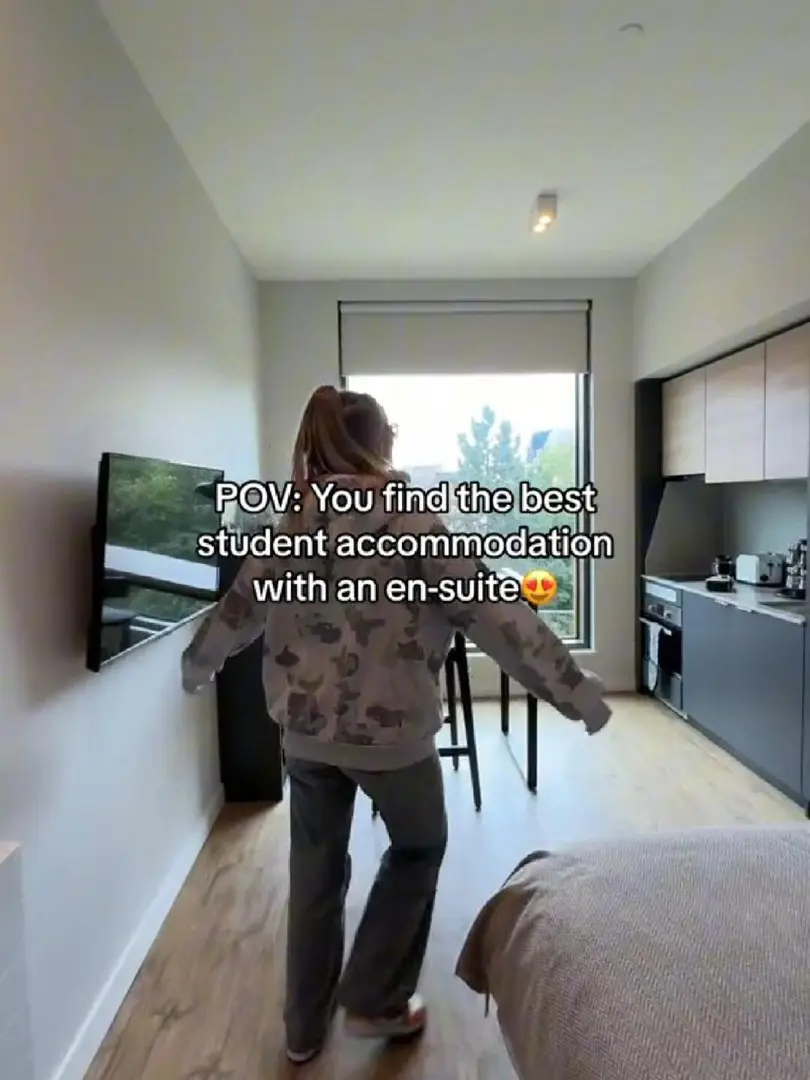 布里斯托🇬🇧住上了帶落地窗的studio❗