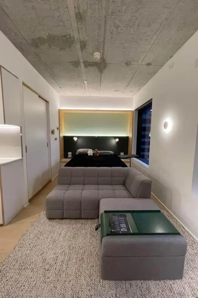 墨爾本 7月 出一間大面積的studio 包bill