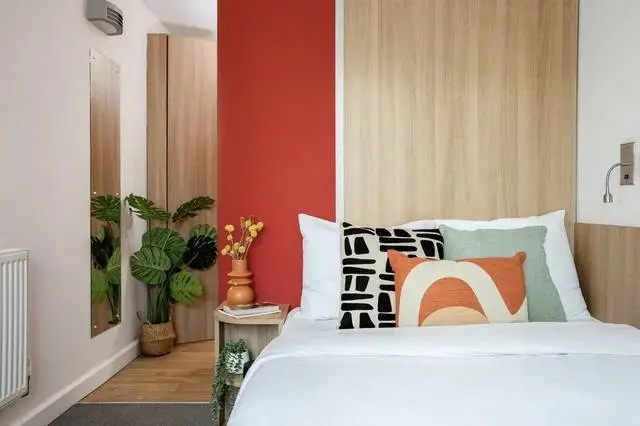 倫敦租房🏠LCC步行10分！省時神器🚀