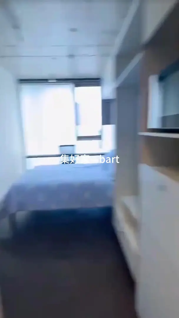 look，布里斯班女王步行街這個studio！！