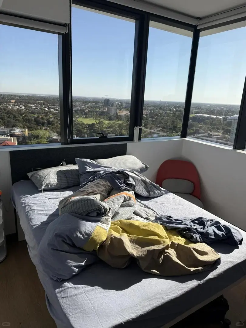 阿德萊德轉租 高層studio，免水電網～