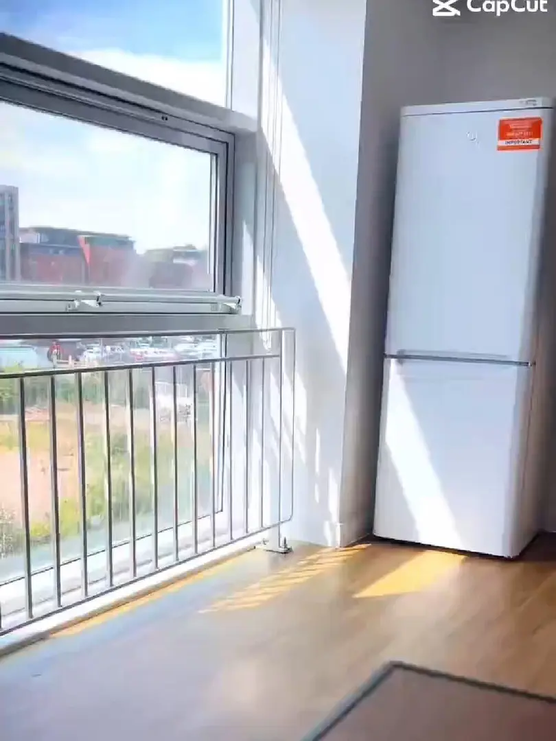 諾丁漢大學旁，採光很棒的studio，帶洗衣機