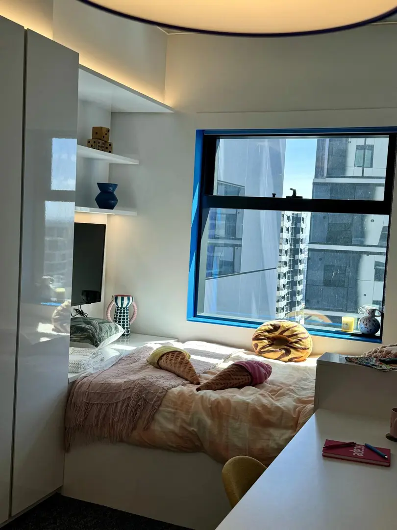 可能只有你在墨爾本住了丑的studio吧🫧