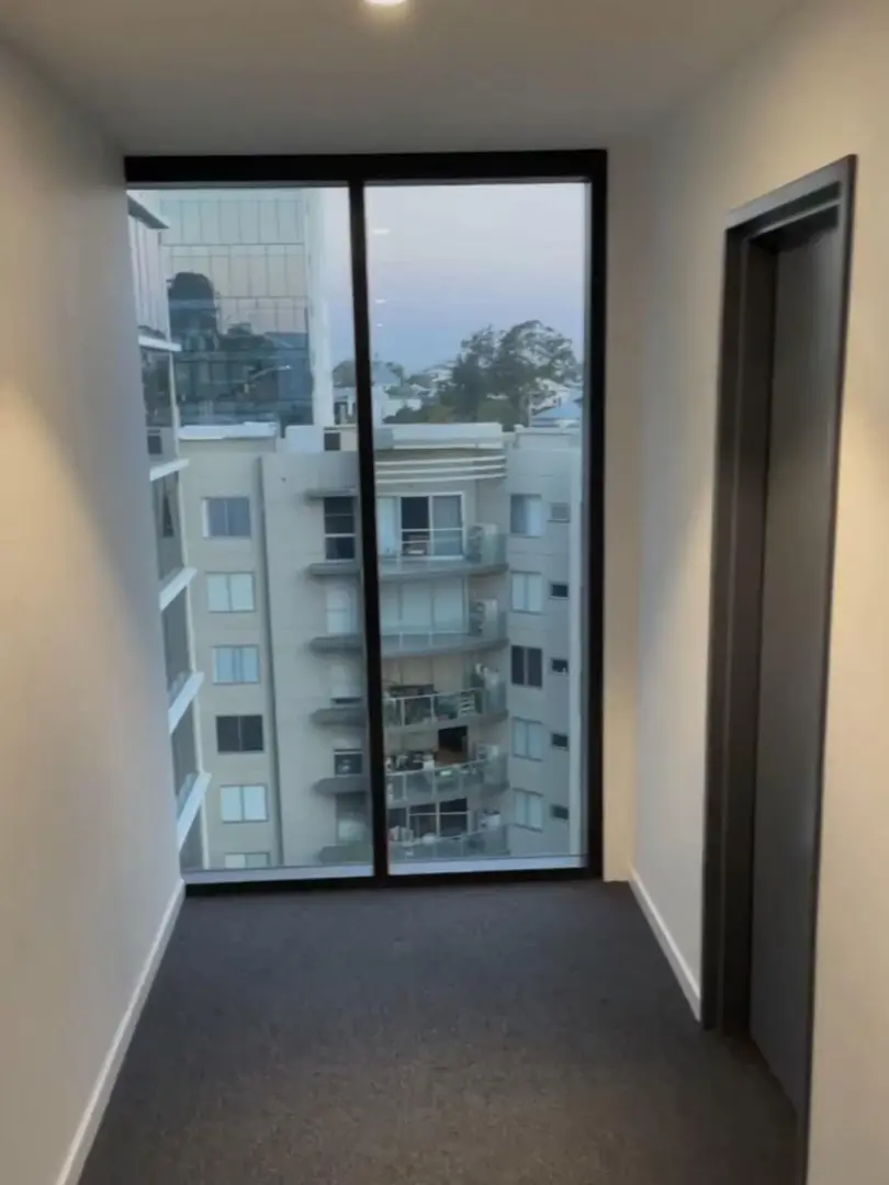 布里斯班個人轉租落地窗studio，包bill